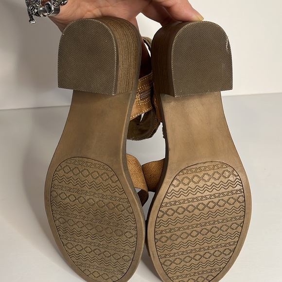 Jellypop Women’s Selia Sandal Ankle Zip Buckle Block Heel Open Toe Boho Sz 6,5 M - Picture 8 of 9
